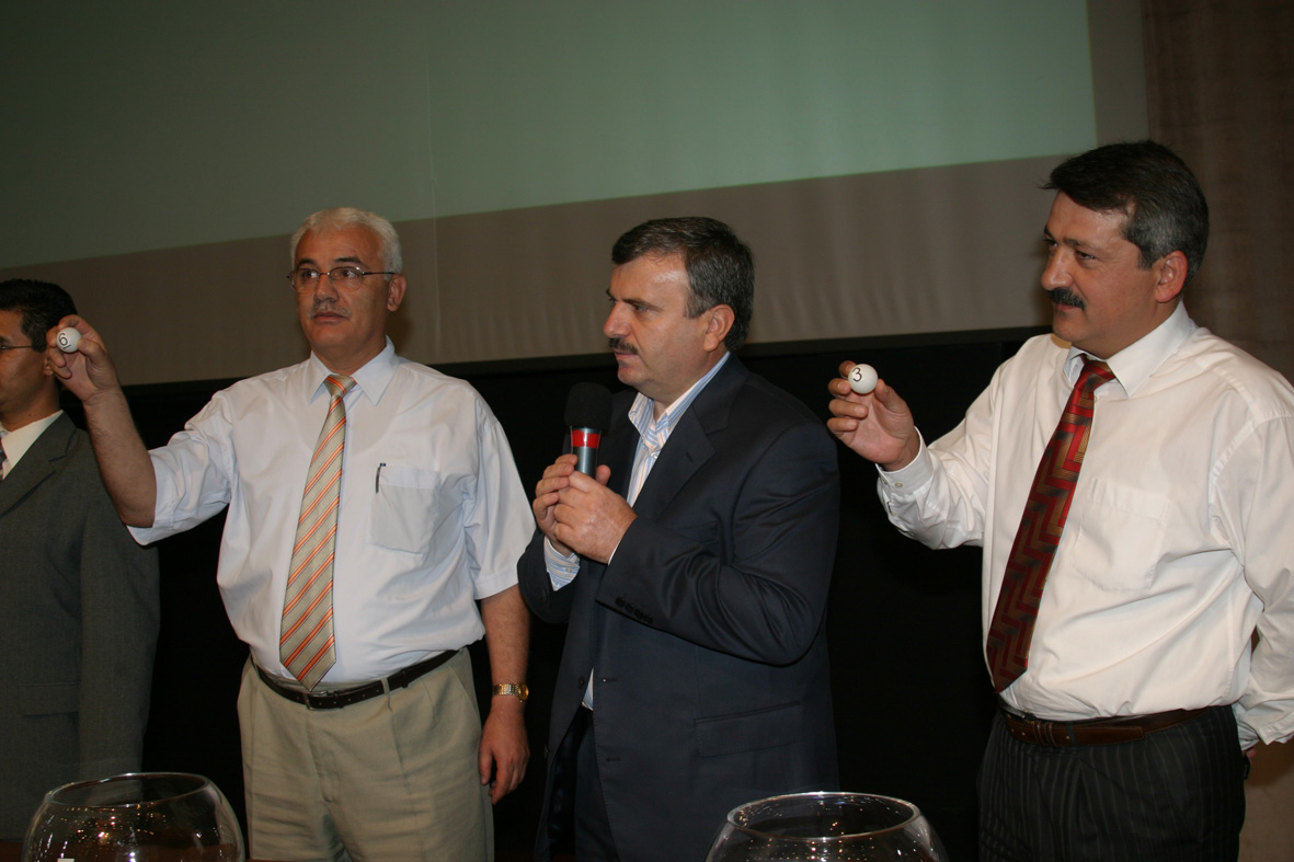 Başkan Akyürek'ten Yeni Konut Müjdesi