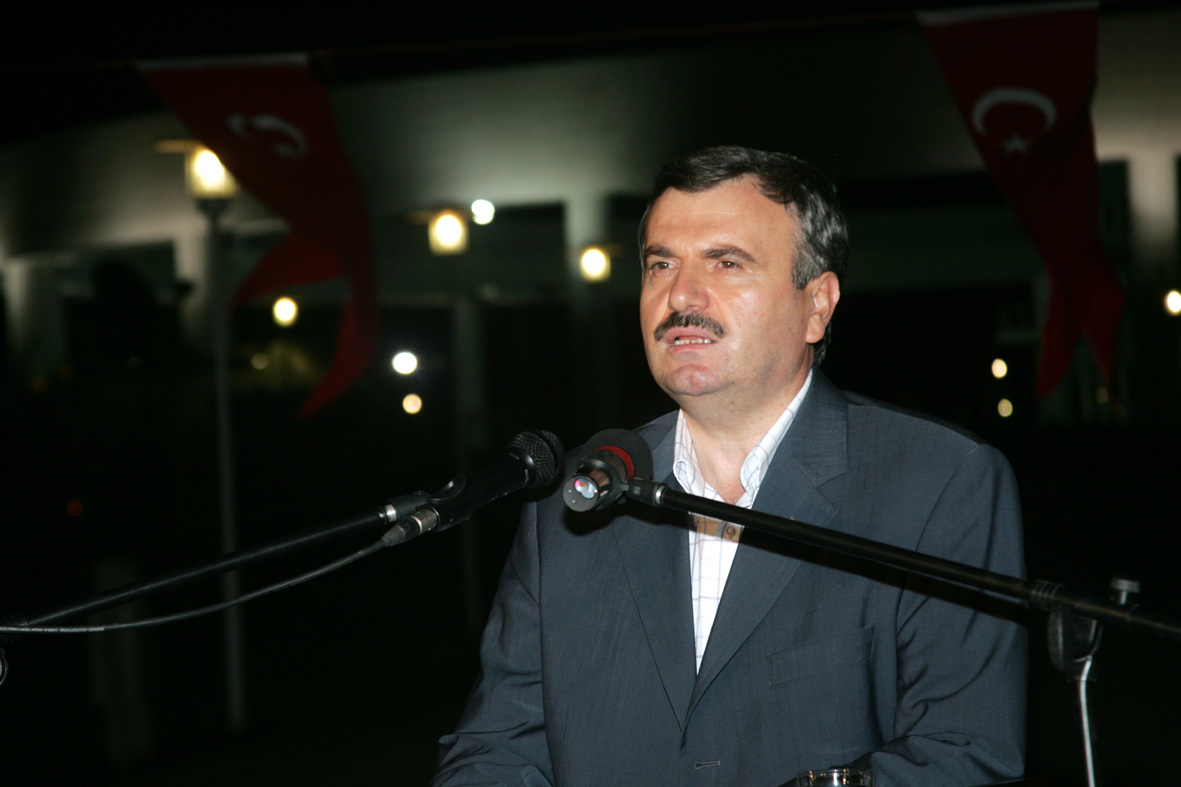 Lübnan İçin Hazırlanan Yardım Konvoyu Yola Çıktı