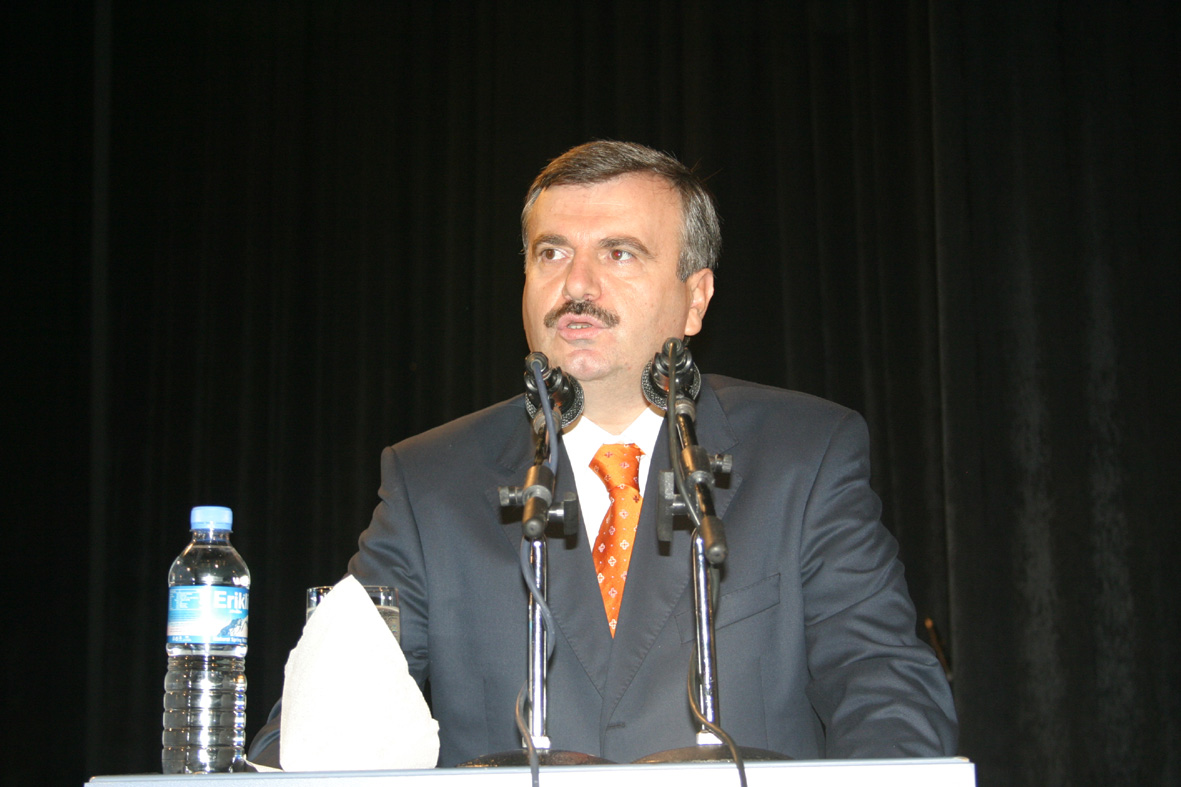Başkan Akyürek, SÜ Eğitim Öğretim Yılının Açılış Törenine Katıldı