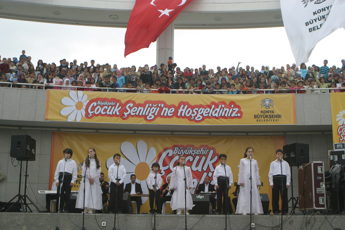 Konyalı Çocuklar Şenlikte Buluştu