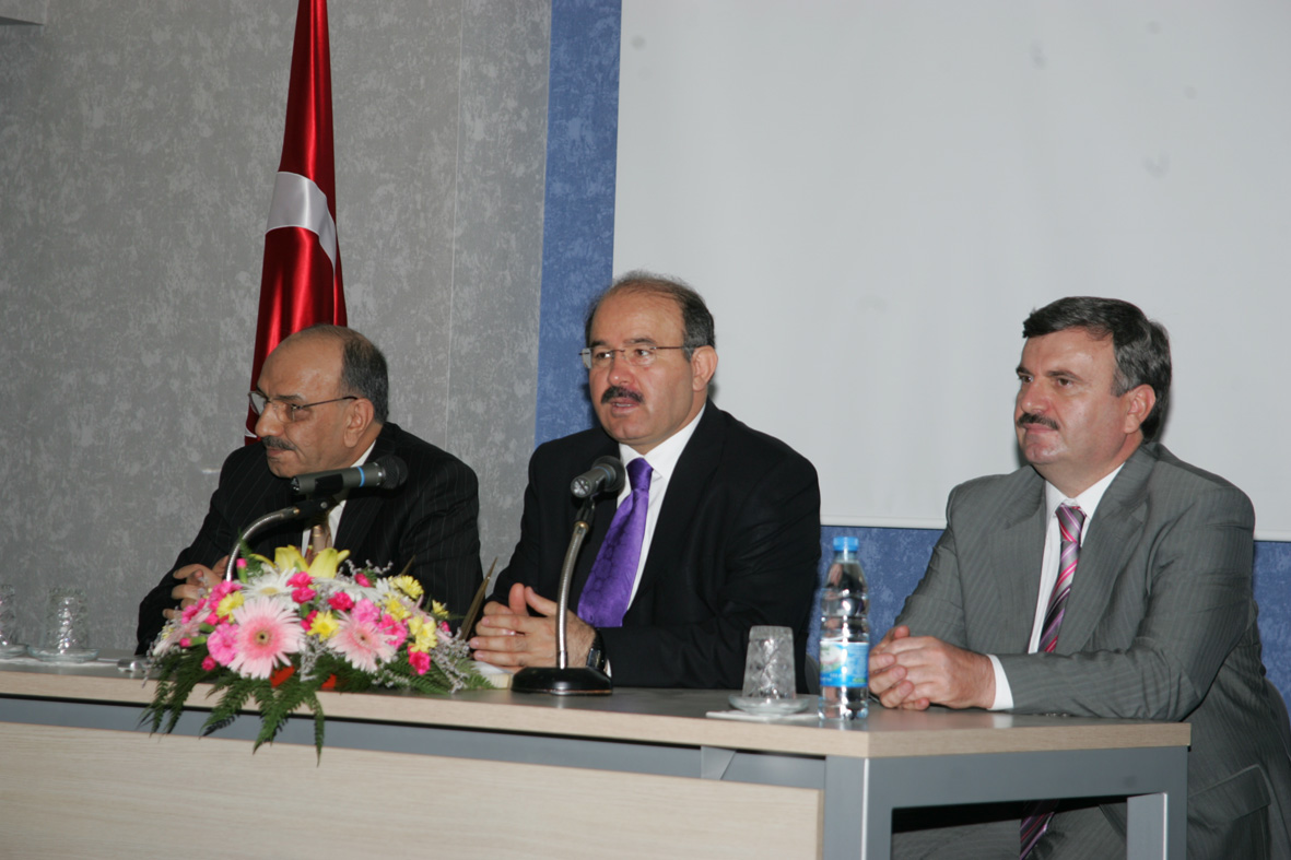 Tes-İş'in Konya'ya Yaptıracağı Okulun Protokolü İmzalandı