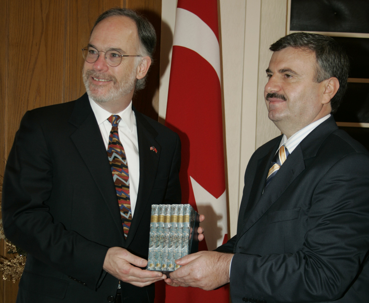 ABD Büyükelçisi Wilson Büyükşehir Belediyesi'nde