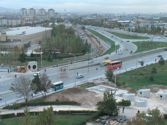 Konya'nın İlk Engelsiz Yaya Üstgeçidi İnşa Ediliyor