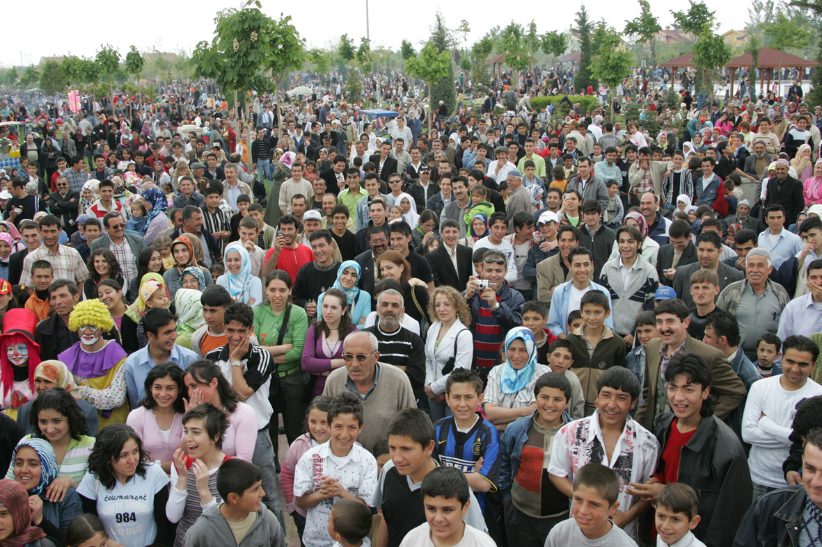 50 Bin Kişi Bir Arada Hıdırellez''i Kutladı