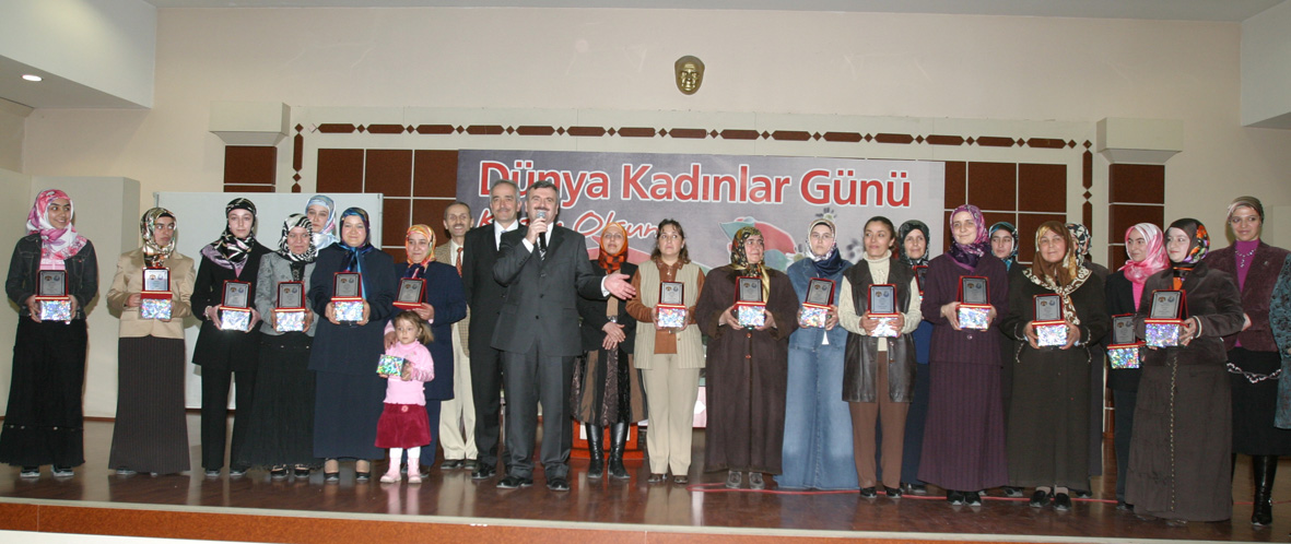 Komek'ten Kadınlar Günü Programı