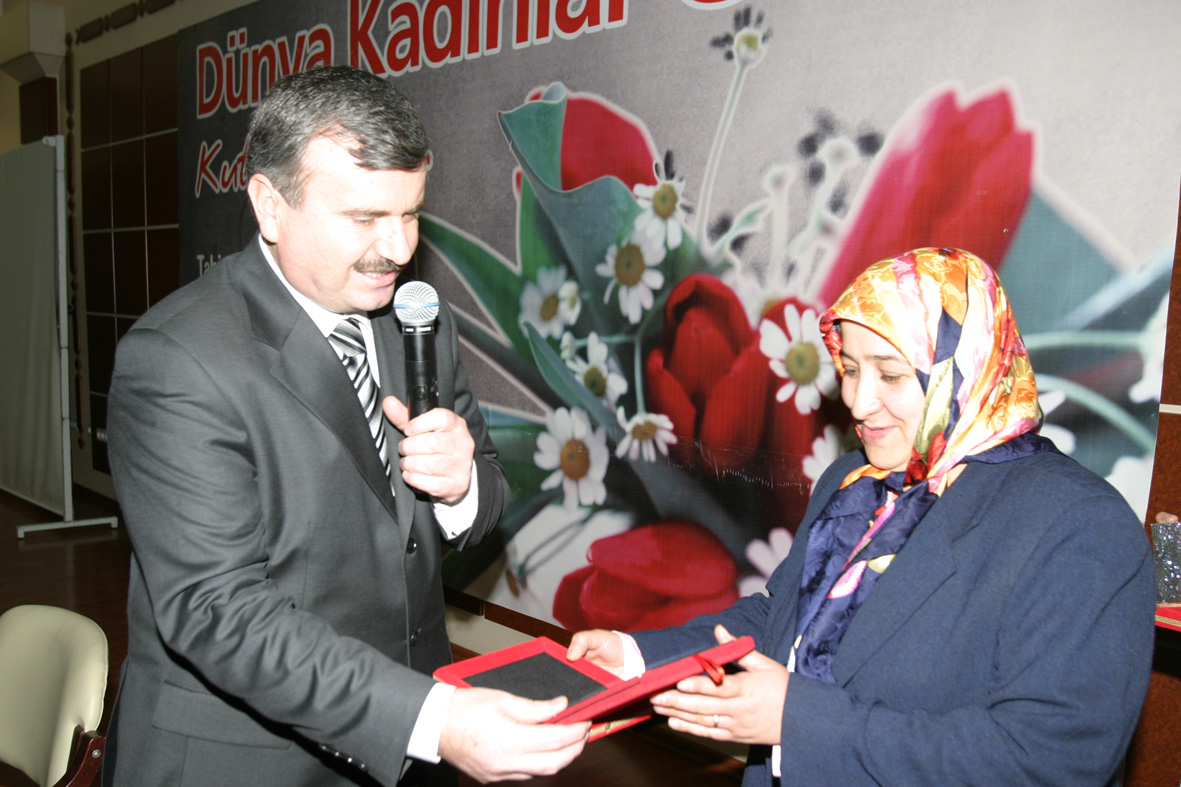Komek'ten Kadınlar Günü Programı