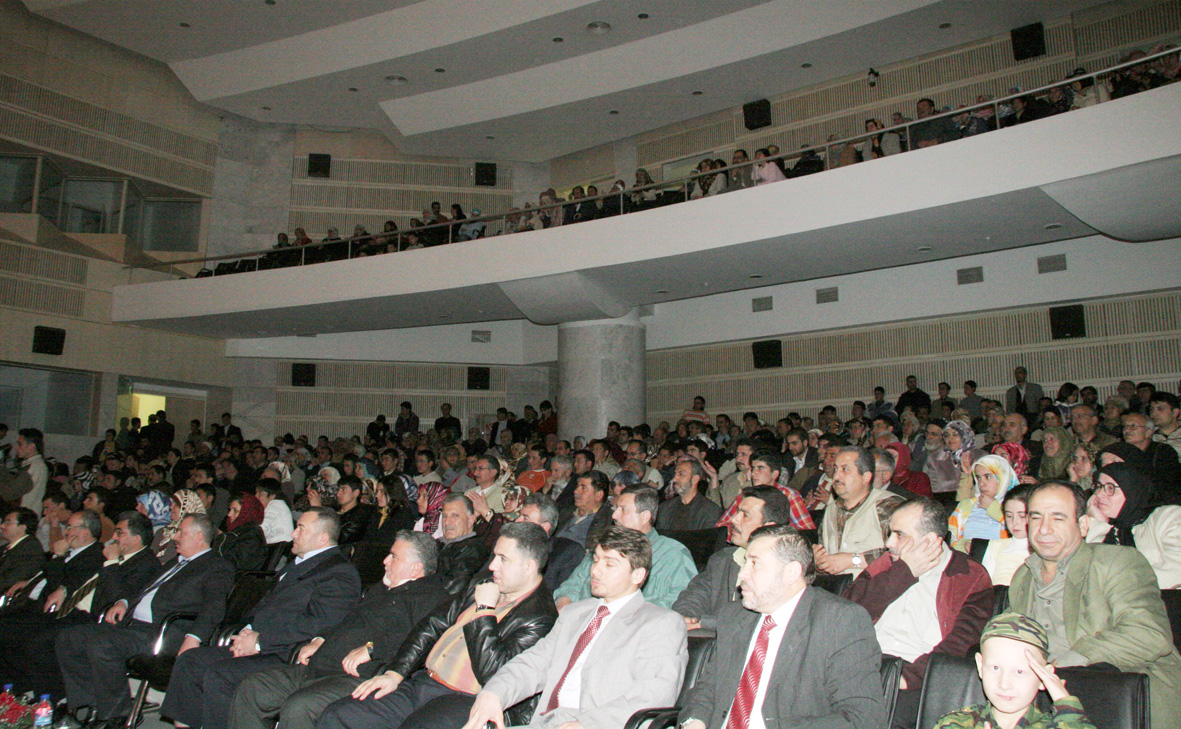 Bütün Diller O'nu Söyler Konserleri Başladı