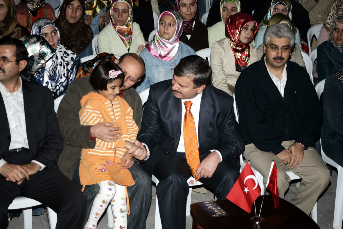Rahmet Akşamları'na Büyük İlgi-M.Cihat Konseri