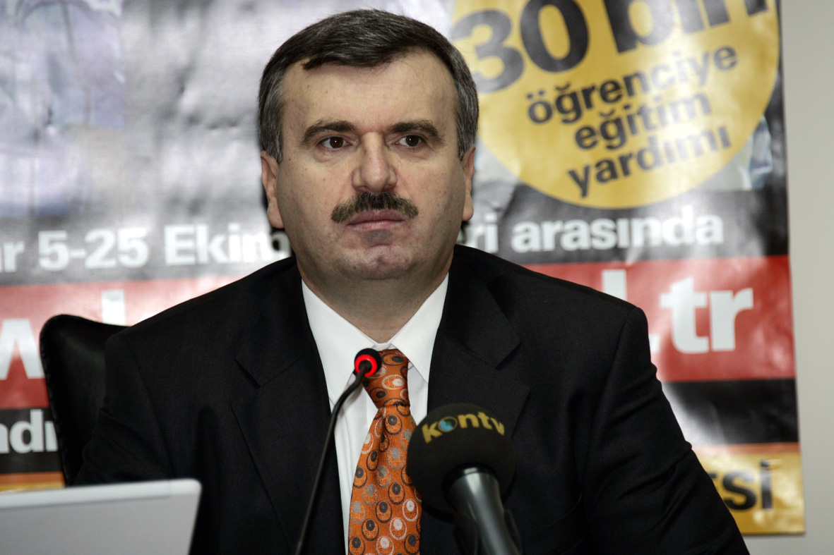 Başkan Akyürek, Eğitim Yardımı Başvurularını Başlattı