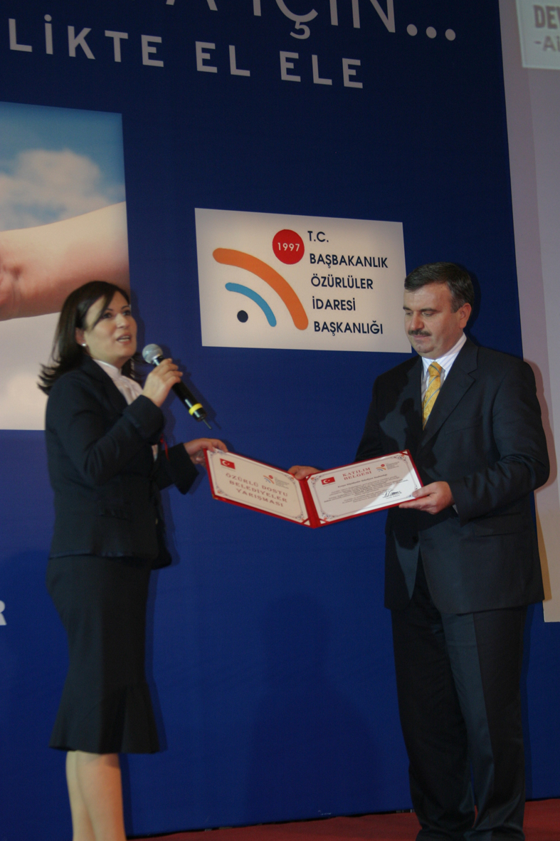 Büyükşehir Belediyesi 3 Dalda Ödül Aldı