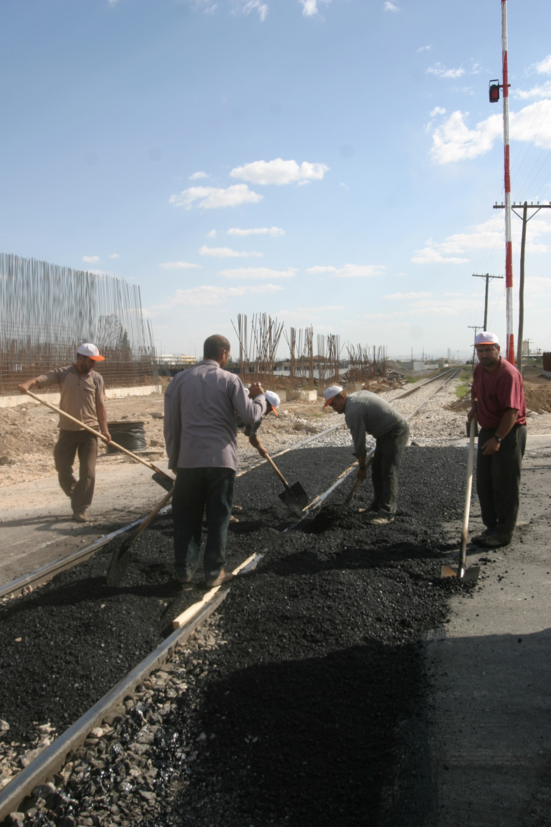 Aksaray Kavşağı'na Alternatif Servis Yolu Açıldı