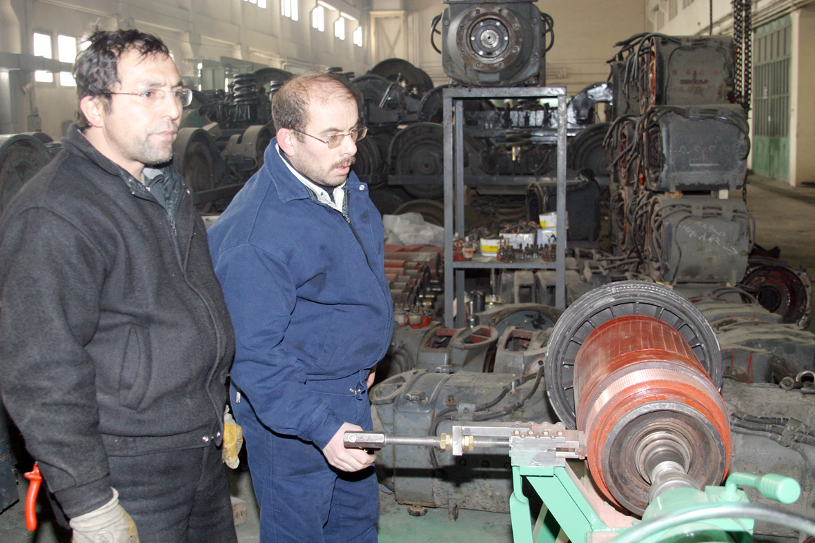Raylı Sistem, İhtiyacı Olan Cihazları Kendisi Üretiyor
