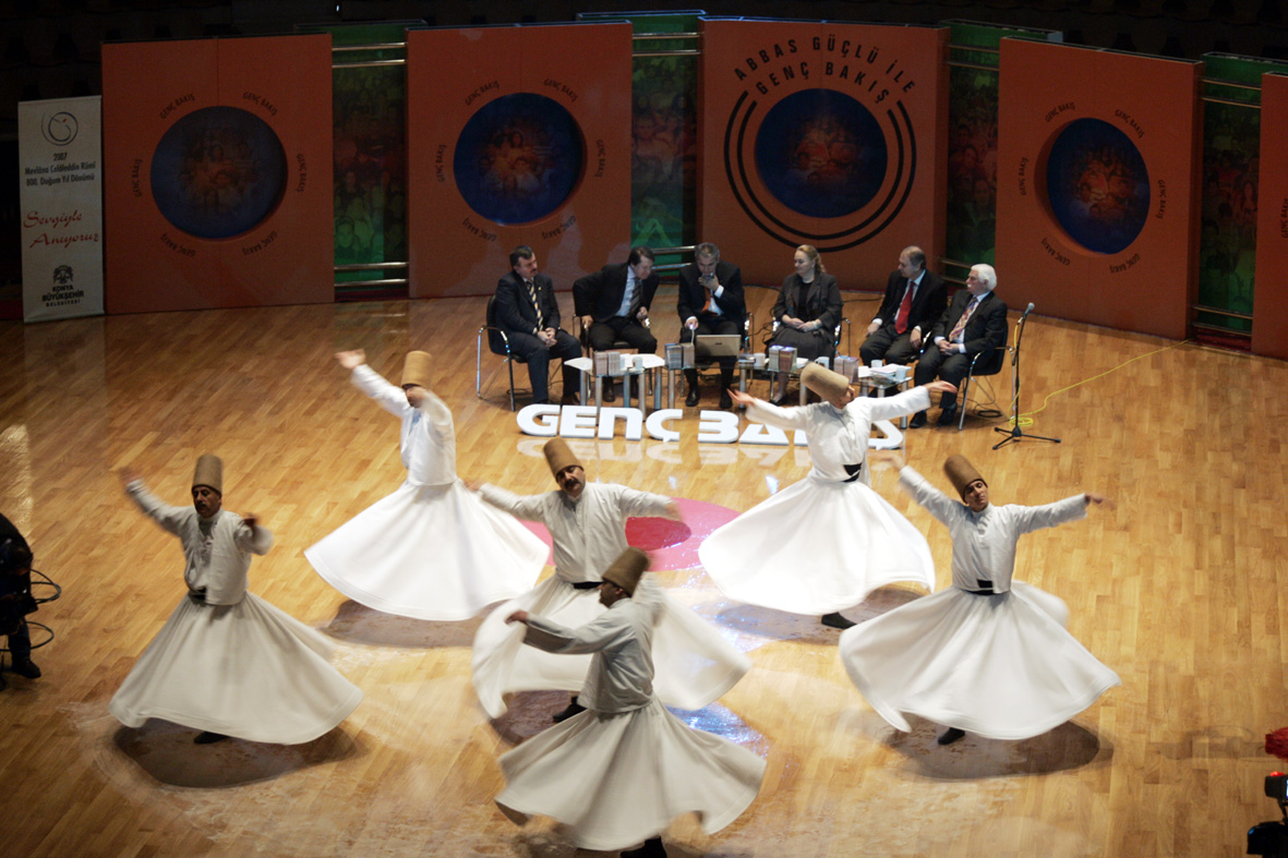 Genç Bakış'ta Mevlana Yılı Konuşuldu