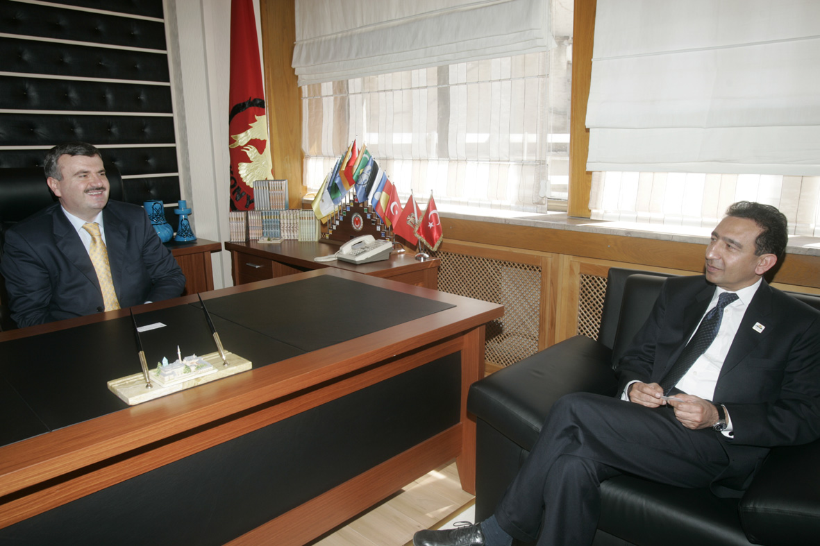 Pakistan Başkonsolosu Başkan Akyürek'i Ziyaret Etti