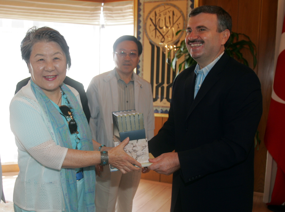 Prof. Lee: 'Konya Ekibi Kore'de Büyük İz Bıraktı.'