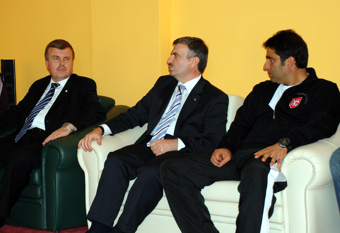 Başkan Akyürek Konyaspor'u Ziyaret Etti