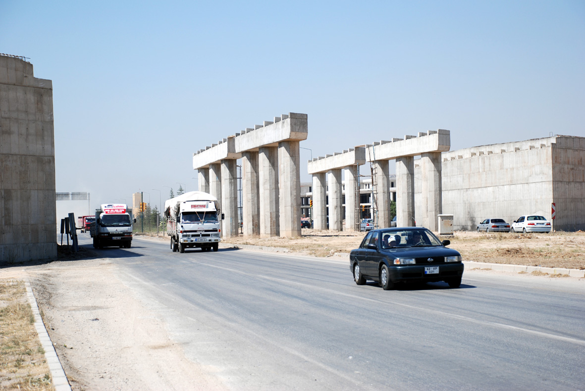 Büyükşehir, Aksaray Yolu Köprülü Kavşağı'nı Devraldı