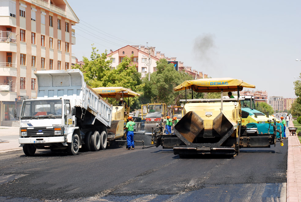Beyşehir Çevre Yolu'nda Asfalt Çalışması