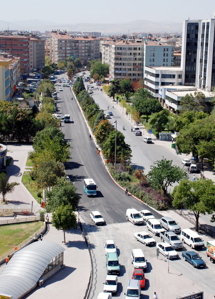 Vatan Caddesi'nde Asfalt Yenileme Çalışması