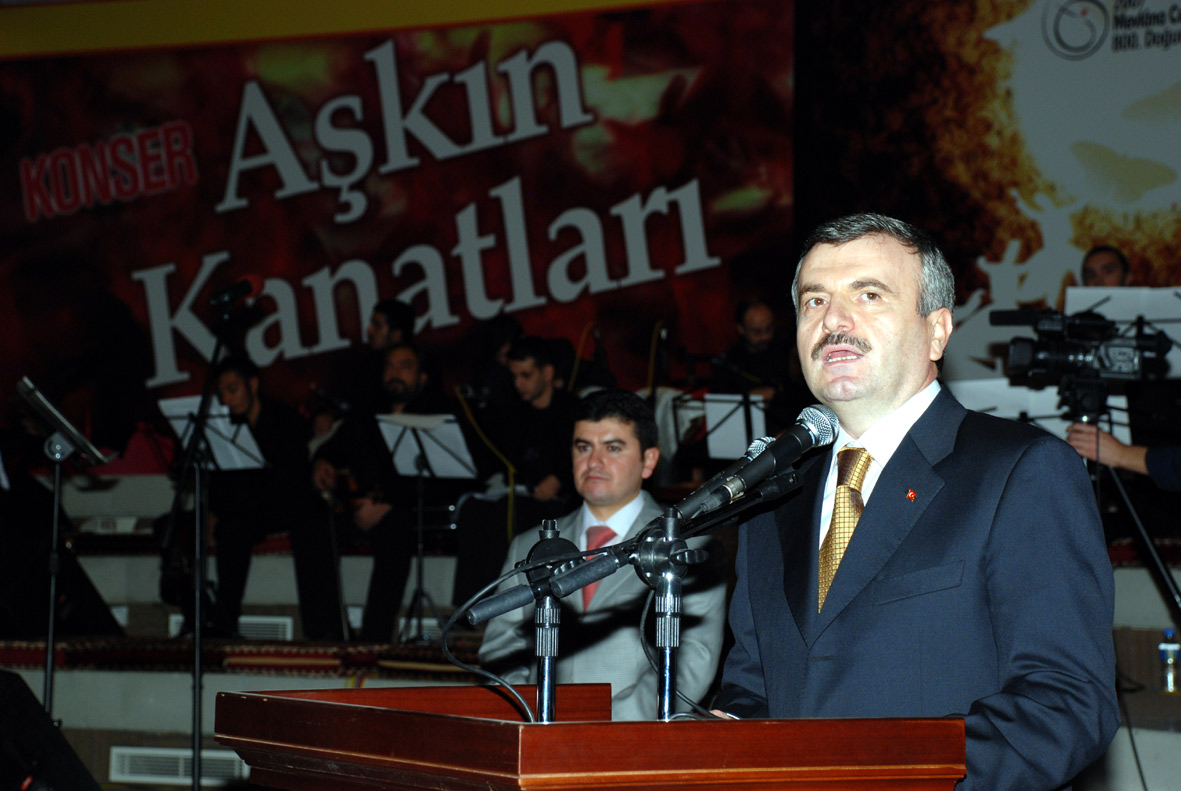 Aşkın Kanatları Konseri Yoğun Katılımla Yapıldı