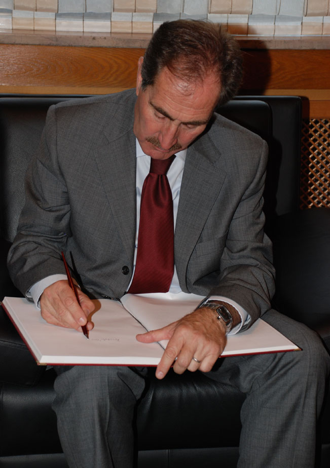 Bakan Günay Osmanlı Belgelerinde Konya ve Mevlevilik Sergisi'ni Açtı