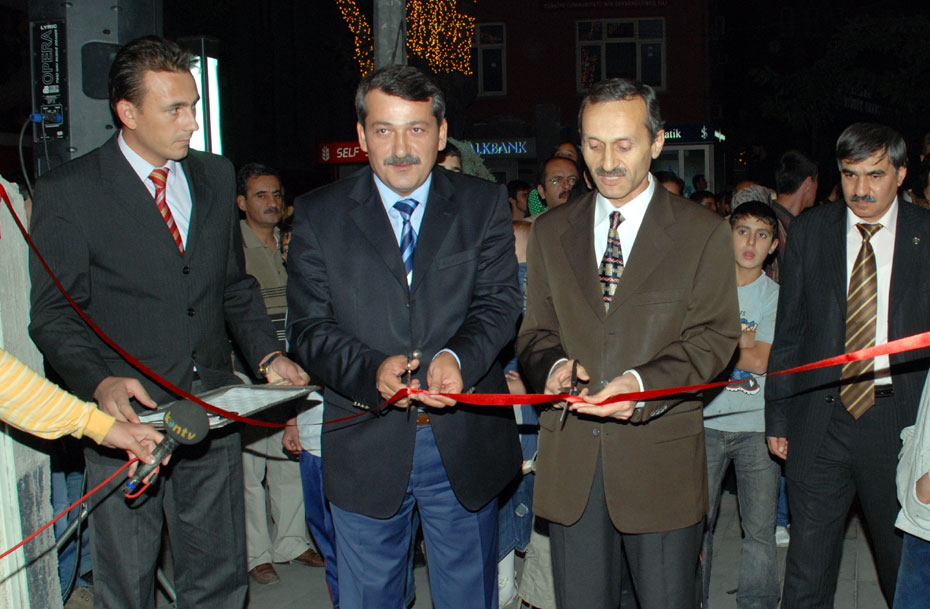 Büyükşehir Belediyesi Kitap Fuarı Açıldı