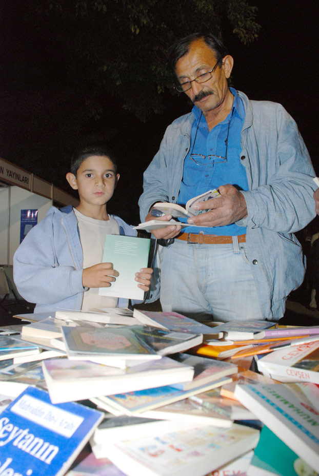 Büyükşehir Belediyesi Kitap Fuarı Açıldı