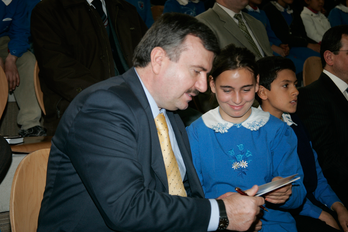 Büyükşehir'den Öğrencilere Yıl Sonu Armağanı