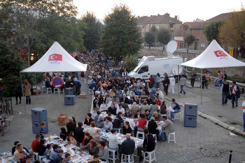 Prizren ve Kalkandelen'de Ramazan Programları