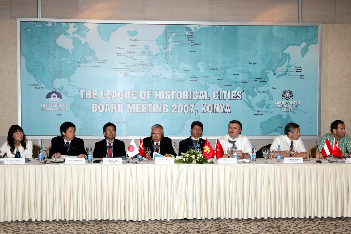Konya, 2008 Tarihi Kentler Birliği Konferansına Hazır