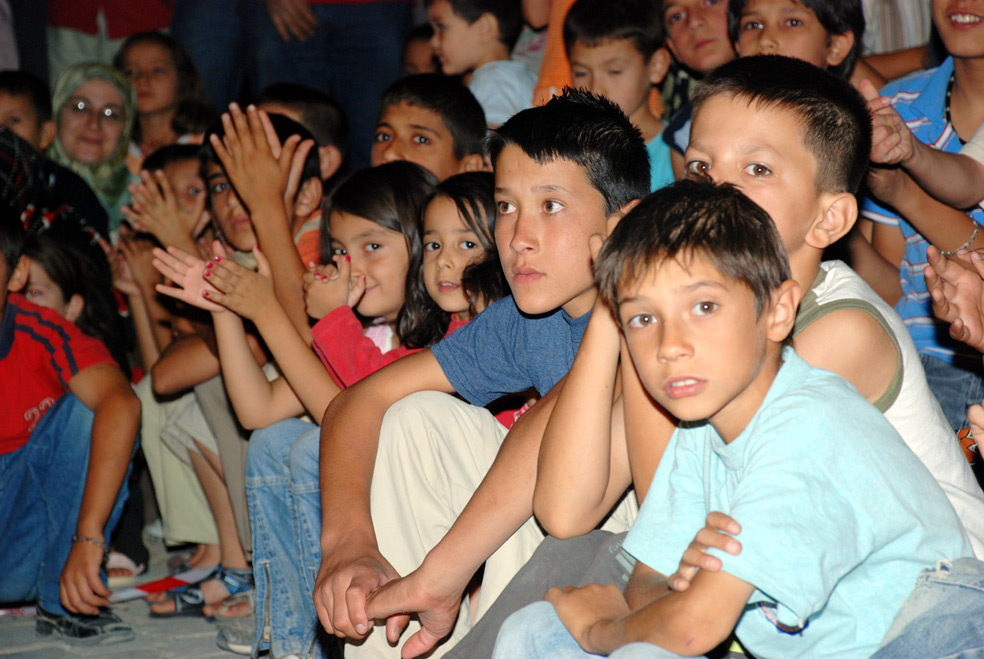 TOKİ Sakinlerinden Başkan Akyürek'e Teşekkür