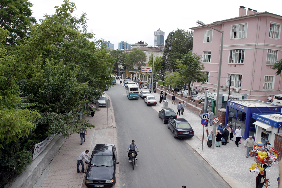 Hastane Caddesi Tek Yön Oluyor
