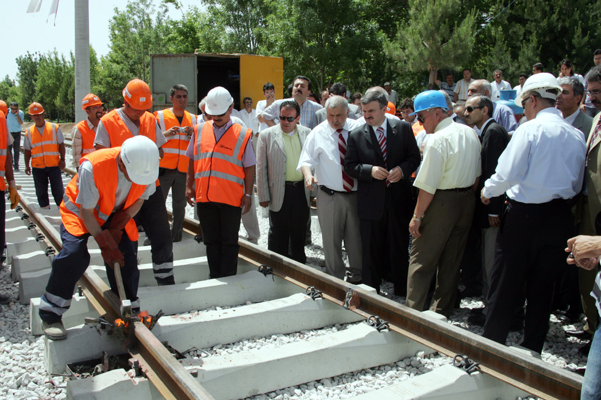 Kampus Tramvay Hattına Kavuşuyor