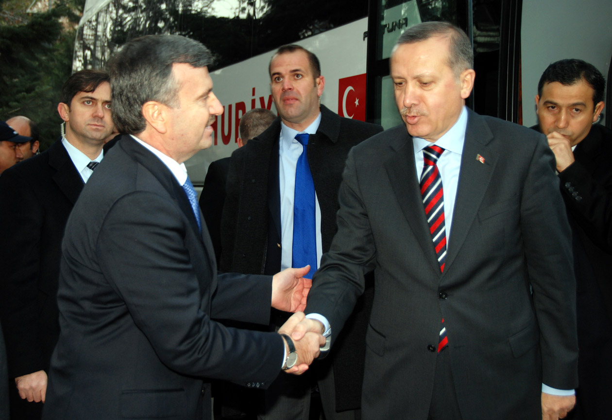 Başbakan Erdoğan Büyükşehir Belediyesi'nin 88 Yatırımının Açılışını Yaptı