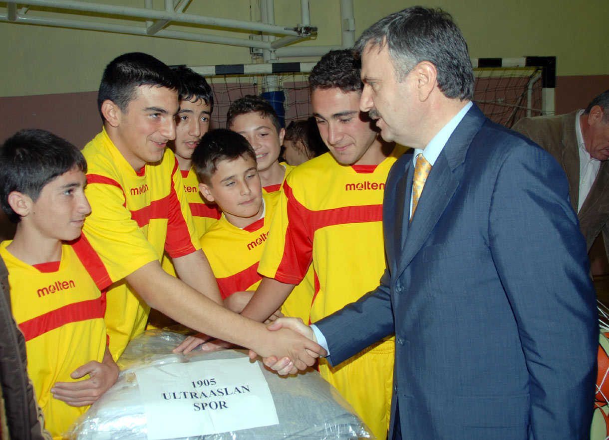 Amatör Kulüplerin Deplasman Masrafları Büyükşehir'den