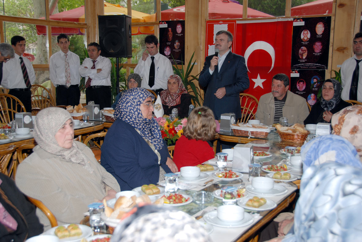 Başkan Akyürek Şehit Anneleri İle Bir Araya Geldi