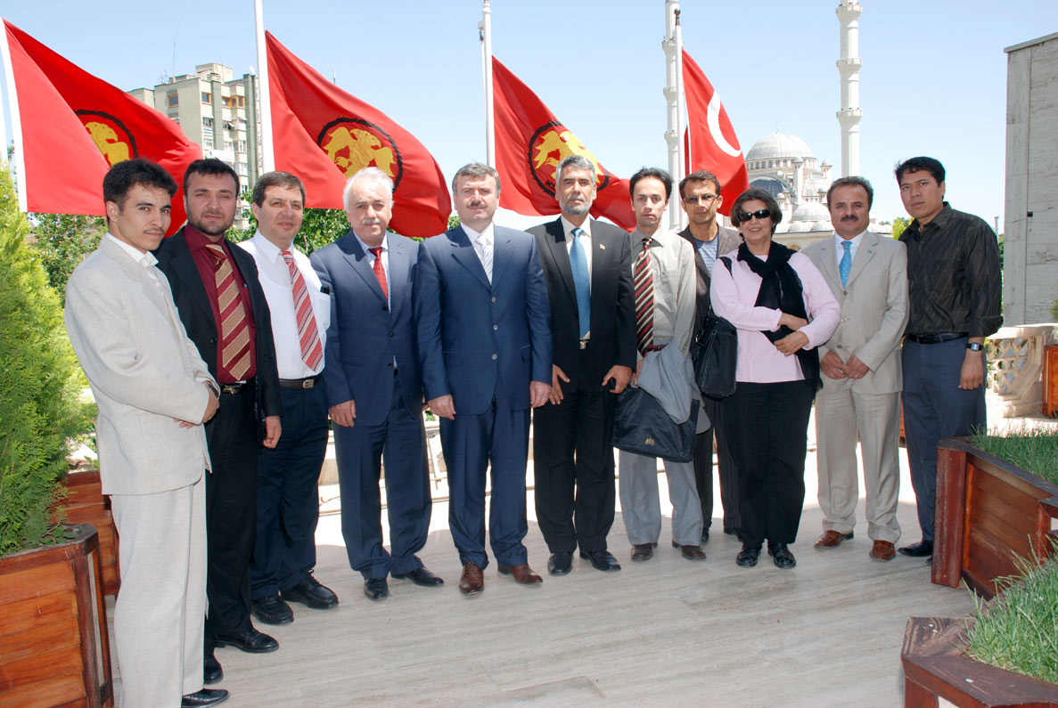 Belh Üniversitesi Rektörü Başkan Akyürek'i Ziyaret Etti
