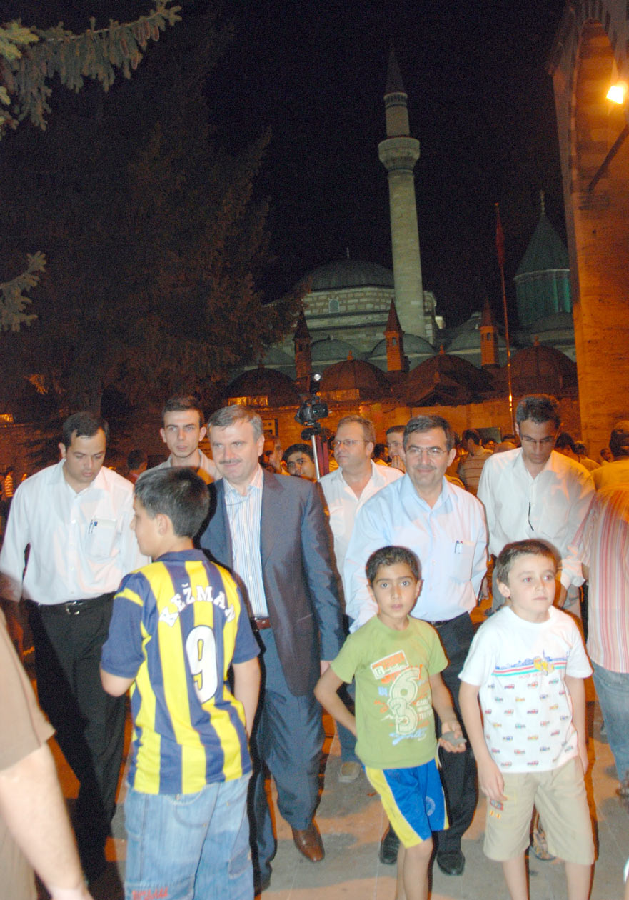 Berat Kandili Konya'da Coşkuyla Kutlandı