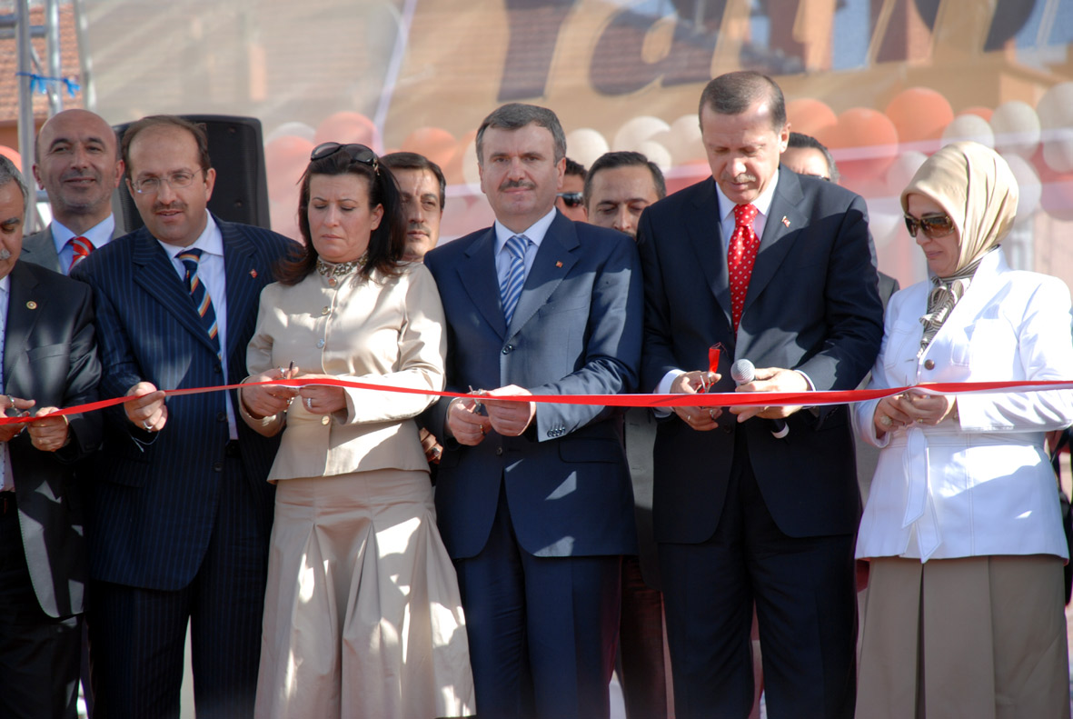 Başbakan Erdoğan: Konya'ya Bak Türkiye'yi Gör