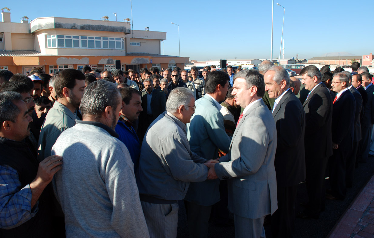 Başkan Akyürek Belediye Çalışanları İle Bayramlaştı