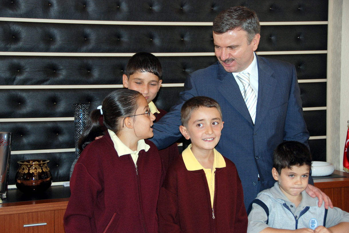 Başkan Akyürek İlköğretim Haftası Kutlamalarına Katıldı