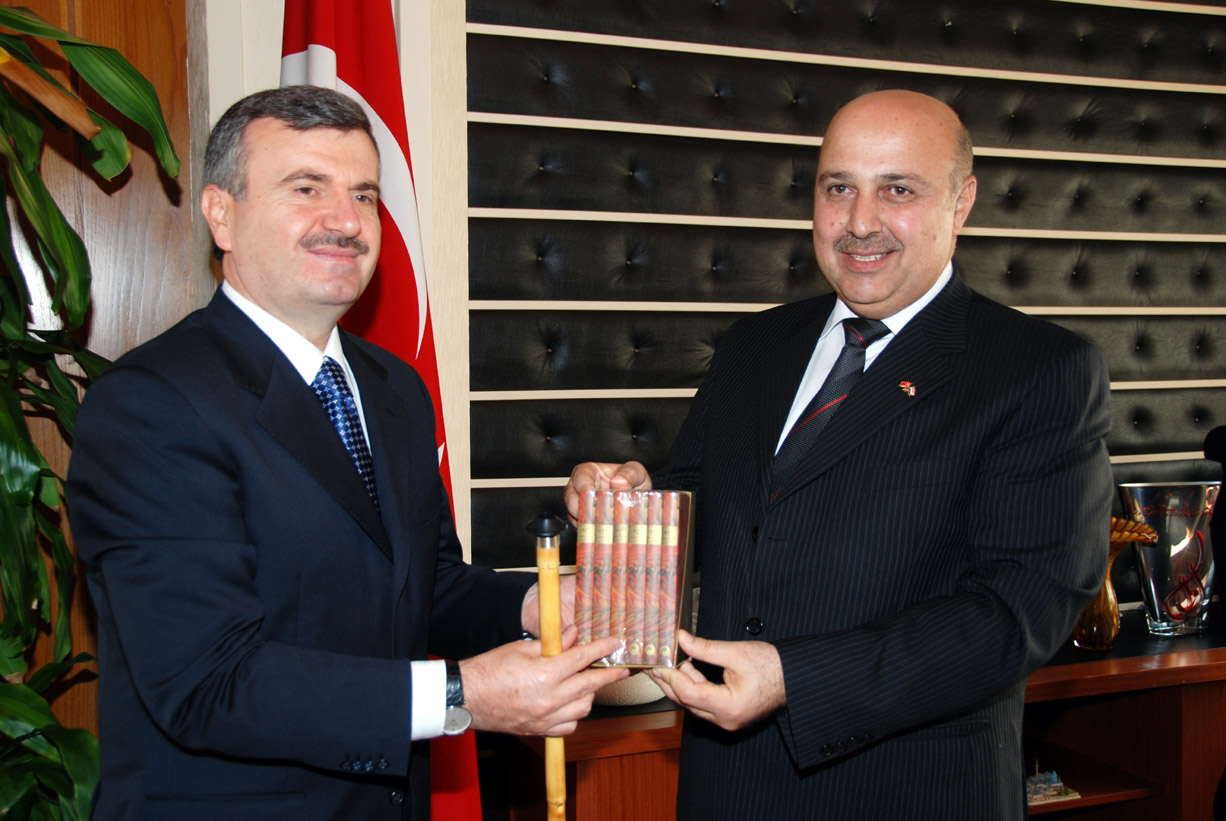 Halep Valisi El Hacce Başkan Akyürek'i Ziyaret Etti