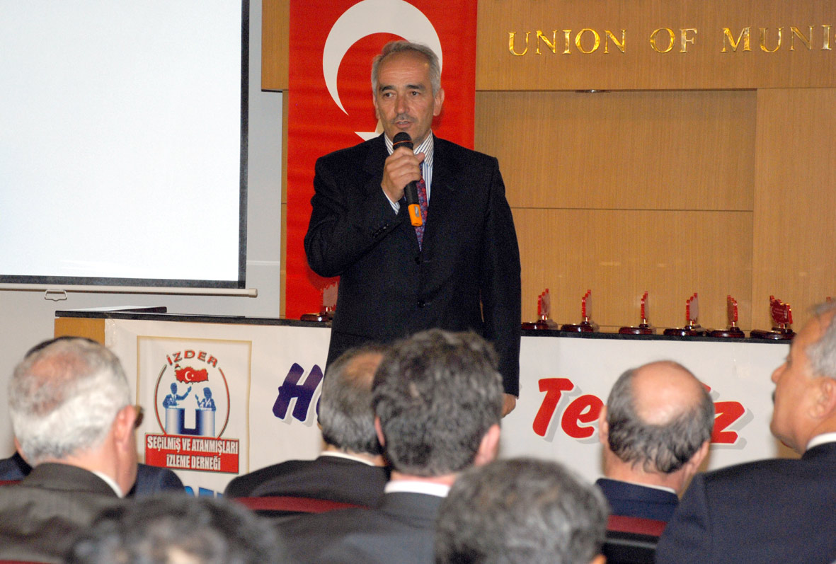 Yılın Büyükşehir Belediye Başkanı Tahir Akyürek