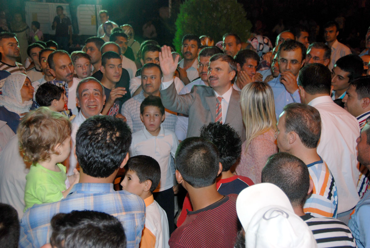 Başkan Akyürek, Miraç Kandili'ni Vatandaşlarla Kutladı