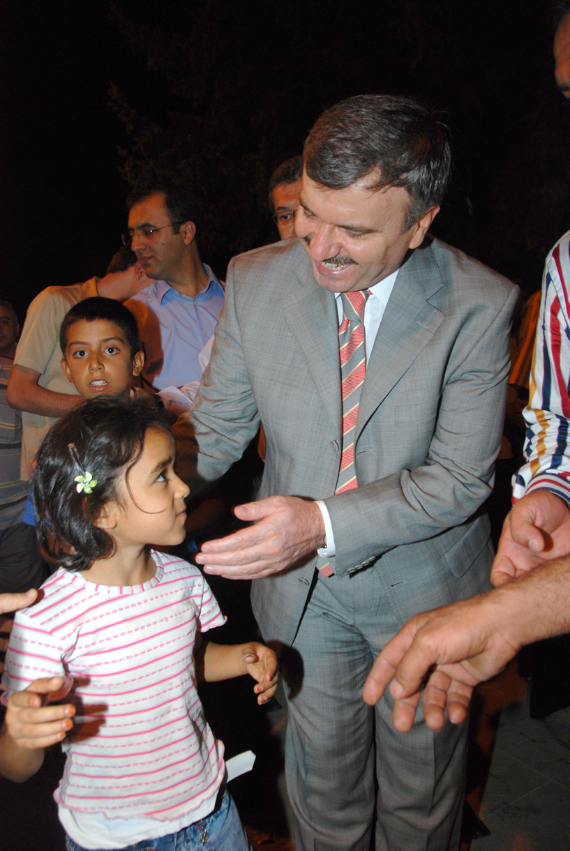 Başkan Akyürek, Miraç Kandili'ni Vatandaşlarla Kutladı