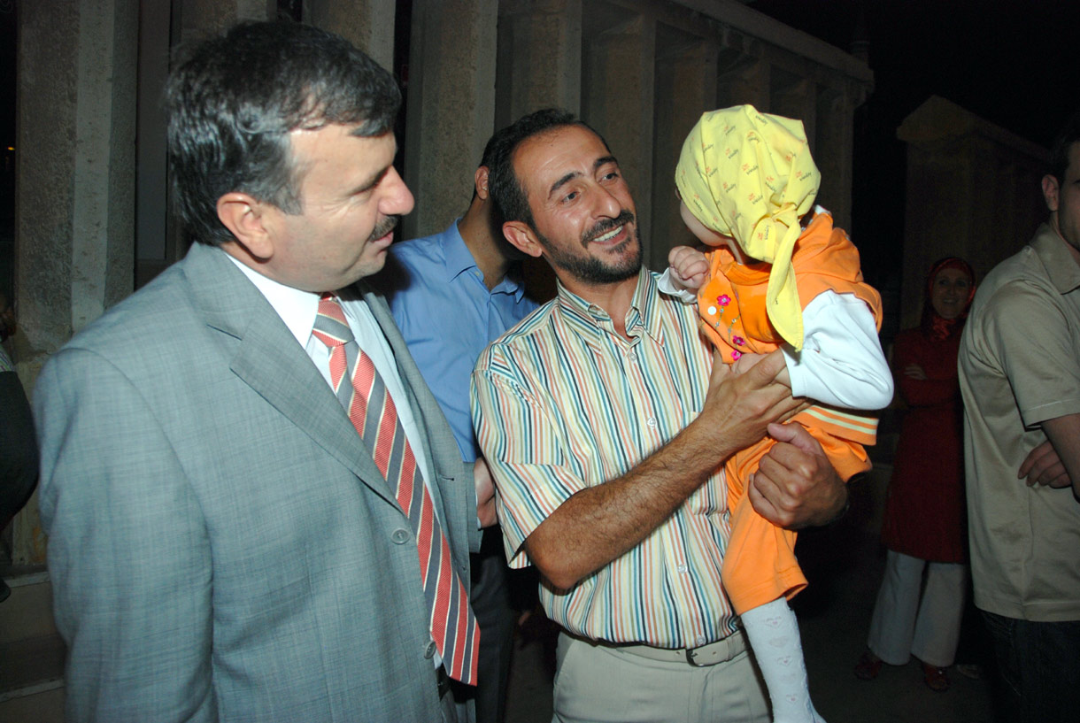 Başkan Akyürek, Miraç Kandili'ni Vatandaşlarla Kutladı