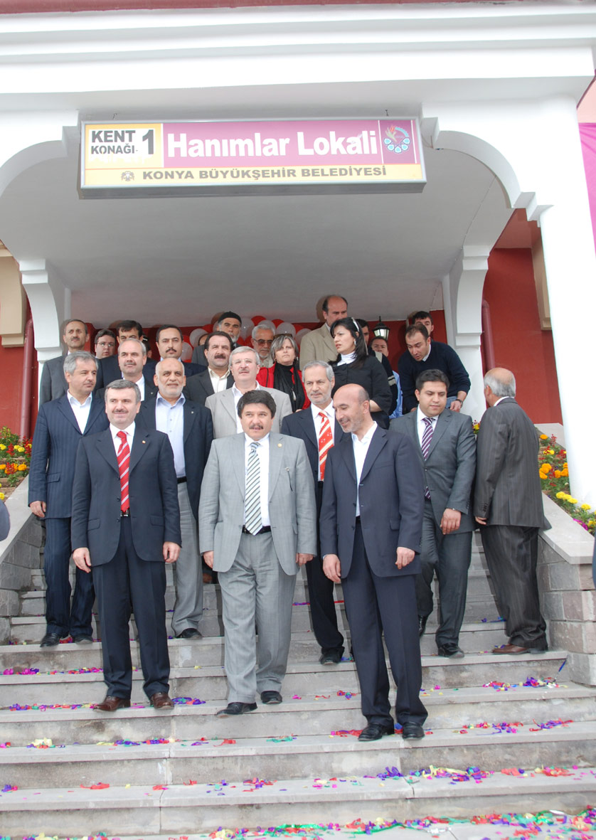 Büyükşehir Belediyesi Hanımlar Lokali Törenle Açıldı