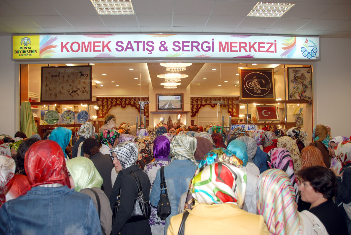 KOMEK Satış ve Sergi Merkezlerinin Üçüncüsü Kule'de Açıldı