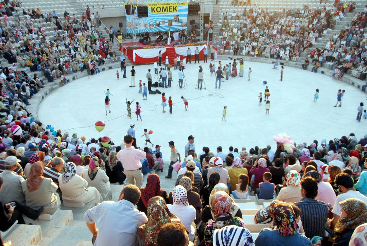 Anadolu'nun En Büyük El Sanatları Sergisi Açıldı