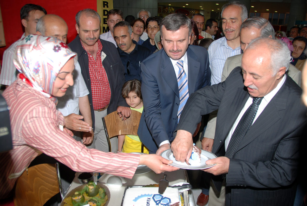 Anadolu'nun En Büyük El Sanatları Sergisi Açıldı
